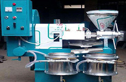 花生榨油機(jī)壓榨前為什么對(duì)油料料進(jìn)行蒸炒？